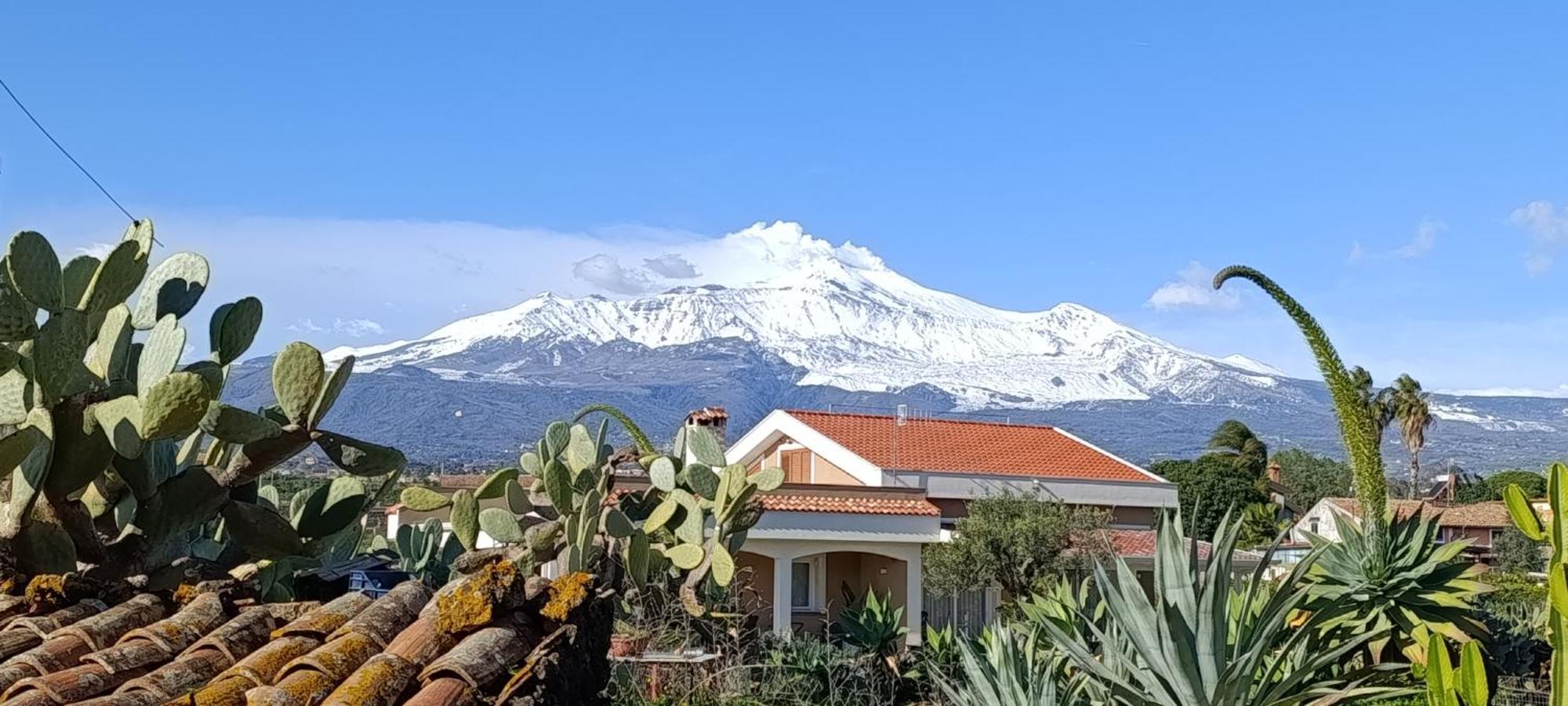 阿奇雷亚莱Casa Del Sole Con Vista Sull'Etna A 200 Mt Dal Mare别墅 外观 照片