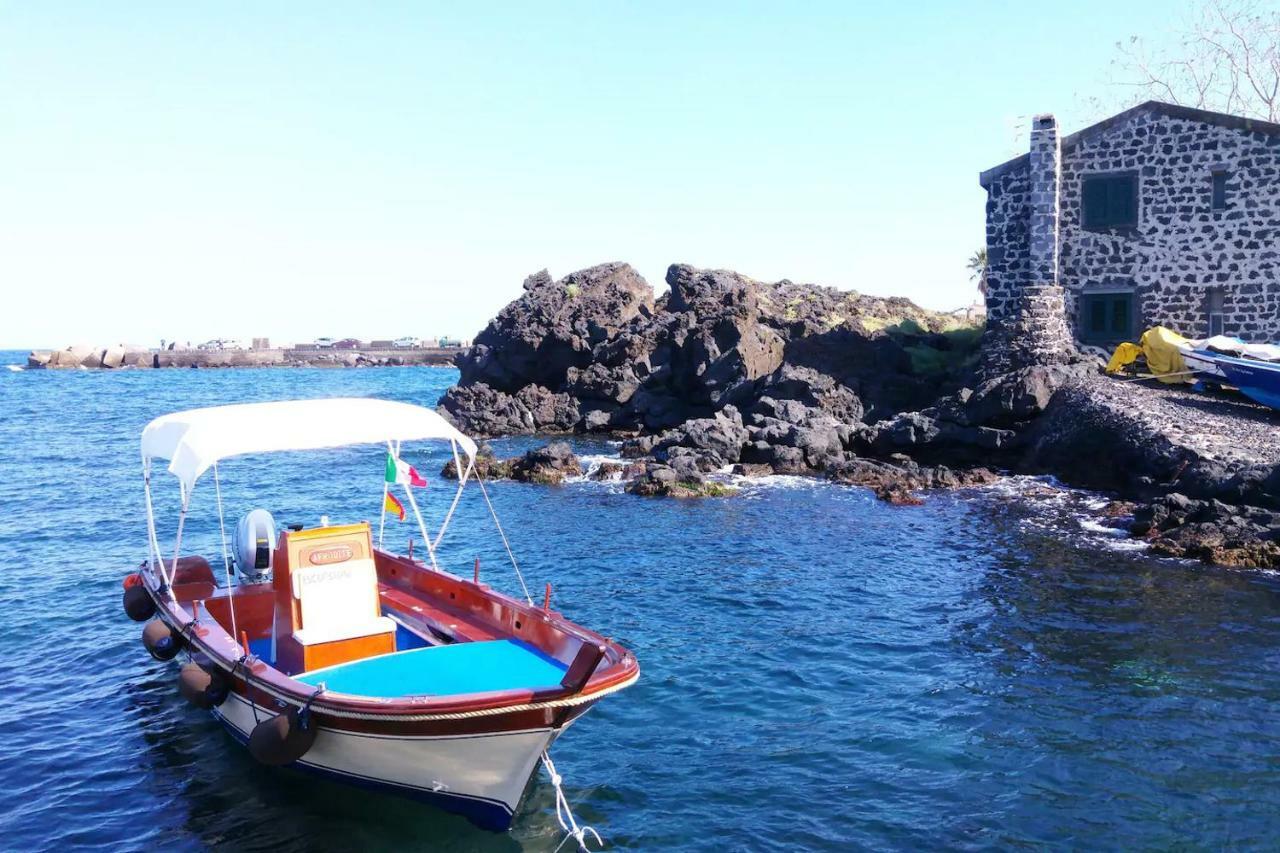 阿奇雷亚莱Casa Del Sole Con Vista Sull'Etna A 200 Mt Dal Mare别墅 外观 照片