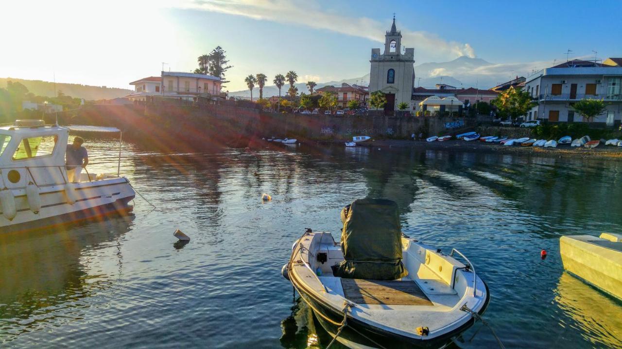 阿奇雷亚莱Casa Del Sole Con Vista Sull'Etna A 200 Mt Dal Mare别墅 外观 照片